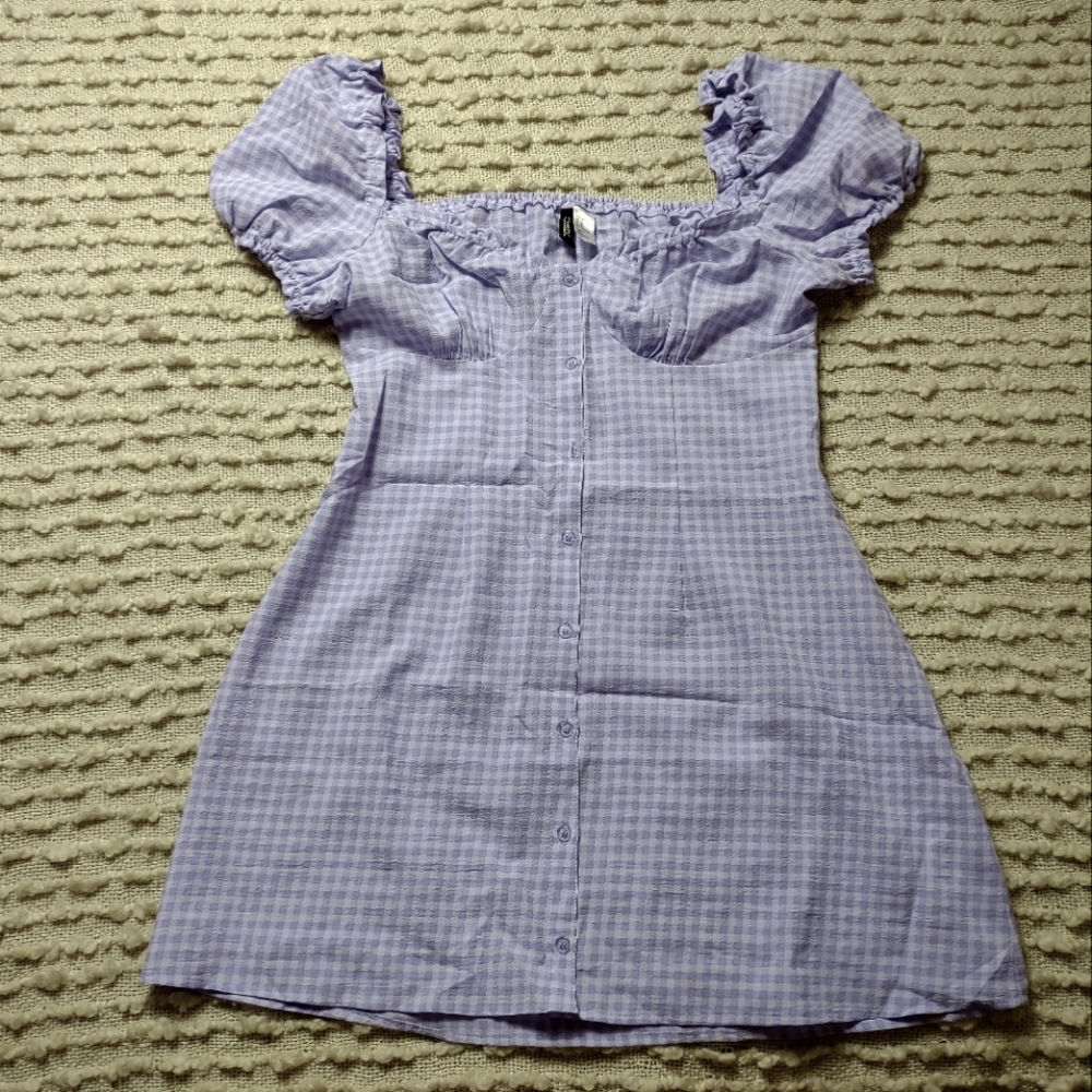 Checkered purple puff sleeve dress